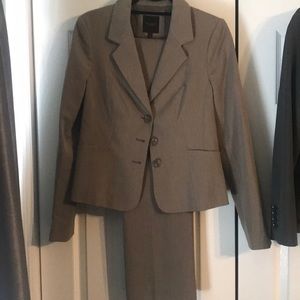 Tan Suit by the limited ✅✅✅